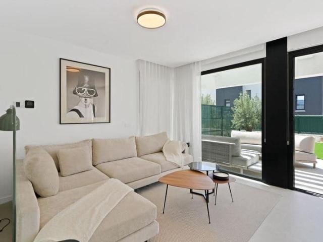 Semi detached Villa for rent in Nueva Atalaya, Estepona, Málaga