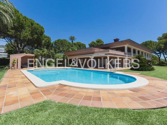 Semi detached Villa for rent in Oropesa, Castellón