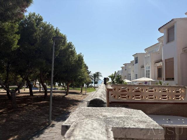 Semi detached Villa for rent in Alicante / Alacant city, Alicante