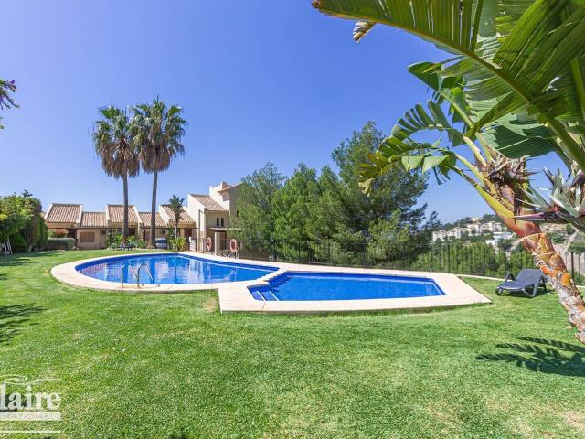 Semi detached Villa for rent in Altea, Alicante