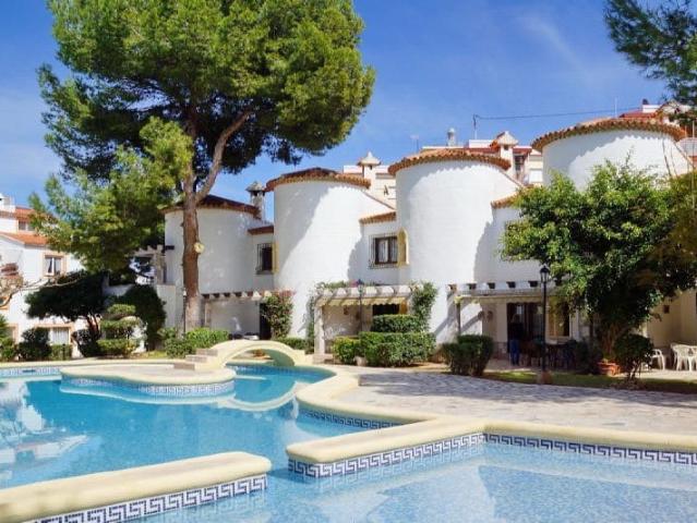 Semi detached Villa for rent in Las Rotas / Les Rotes, Dénia, Alicante