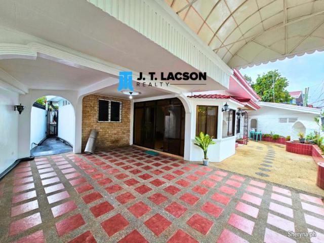Semi Furnished 3 Bedroom House for Rent in Dumaguete City