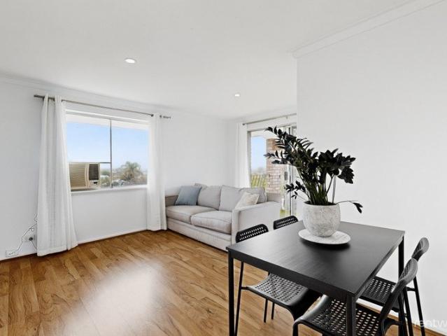 SEMI FURNISHED AND SUN DRENCHED!