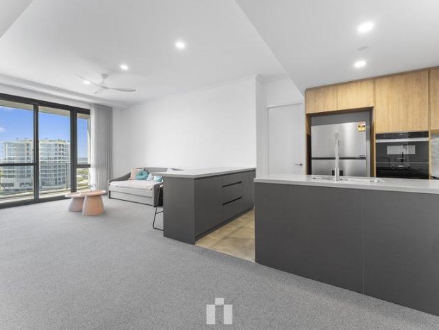 SEMI FURNISHED APARTMENT WITH RIVER VIEWS