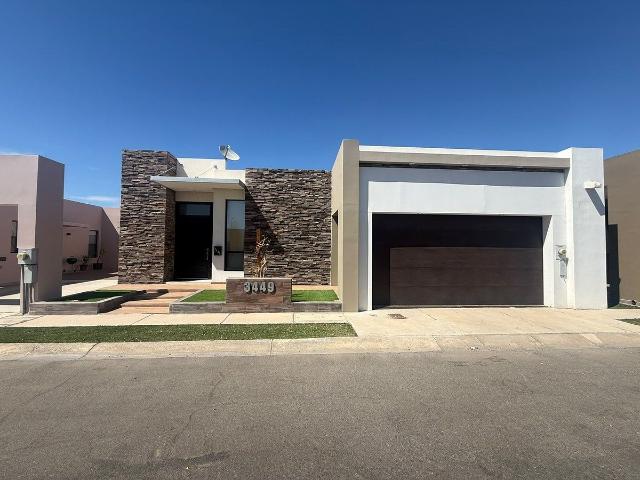 Semi furnished house for rent in Fraccionamiento Aurea Mexicali, B.C. !