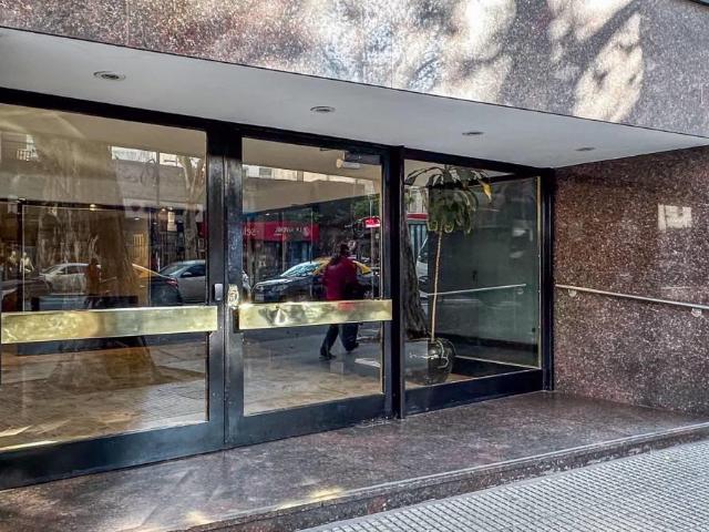 Semi flat apartment for rent in Recoleta with balcony