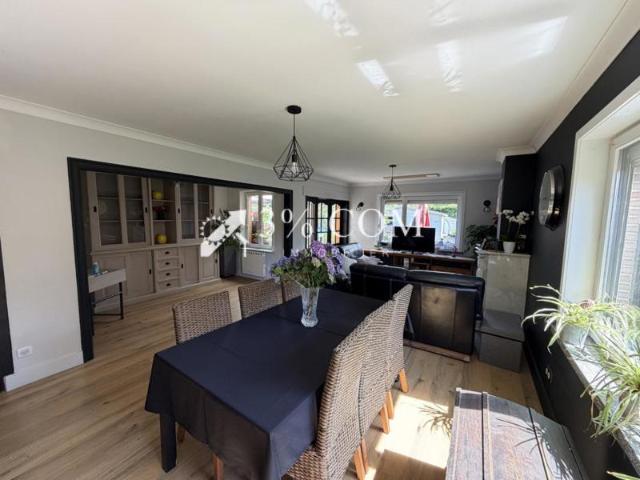 SEMI PLAIN PIED de 180 m2 avec jardin et garage
