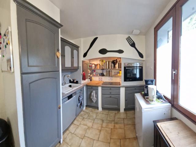 Semi Plain Pied individuel, 4 chambres,garage et Jardin sur Lillers