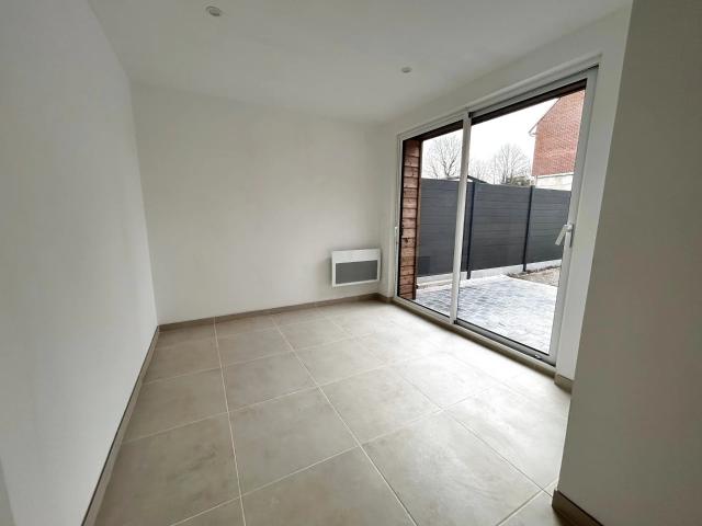 SEMI PLAIN PIED INDIVIDUEL