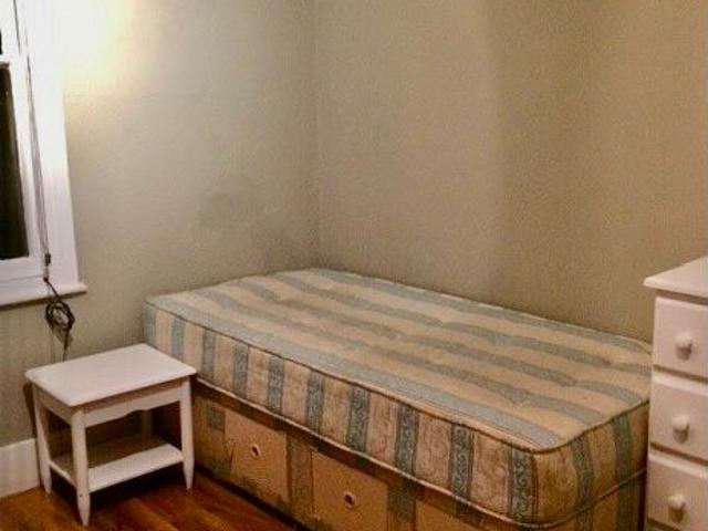 Semi Studio Flat To Rent