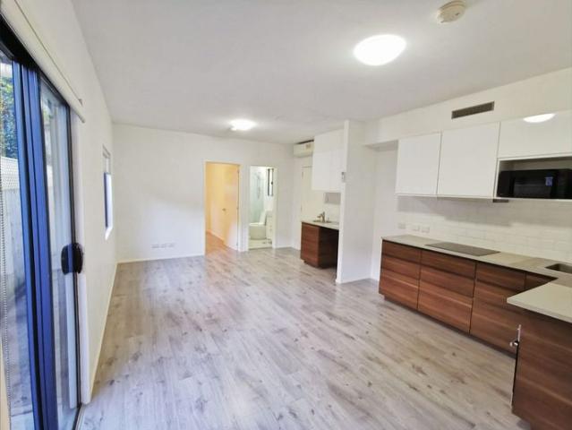 Semi style Unit for Rent