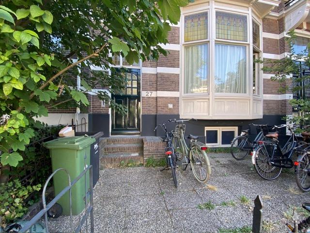 Semi zelfstandige kamer te huur!