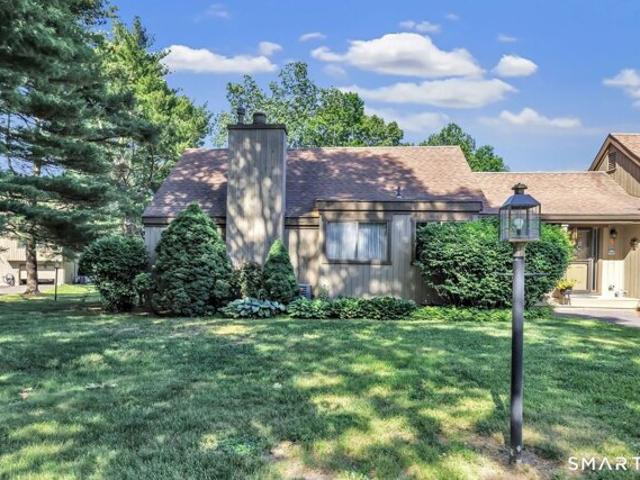 Seminole Ln Unit B, Stratford, Condo For Sale