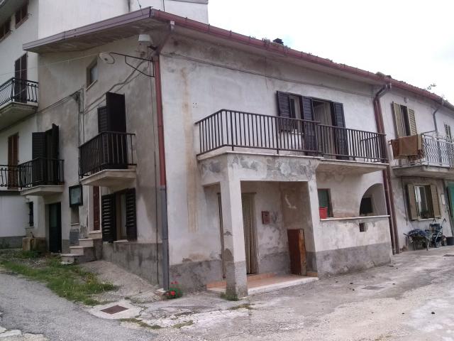 Semindipendente in vendita a Civitella del Tronto, Gabbiano