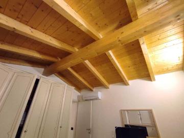 Semindipendente Porzione di casa a Ameglia