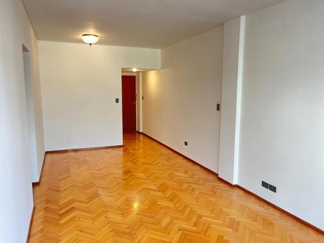 SEMIPISO 4 AMBIENTES CON DOS BAÑOS. FRENTE BALCÓN. JONTE Y en Inmomap