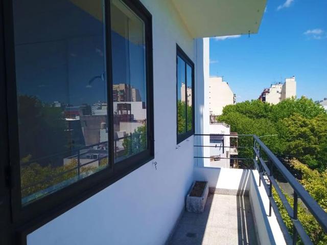 Semipiso 4 ambientes en alquiler. Villa del Parque