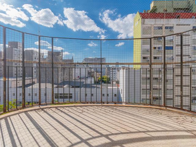 Semipiso al frente con balcón y orientación norte – Súper luminoso