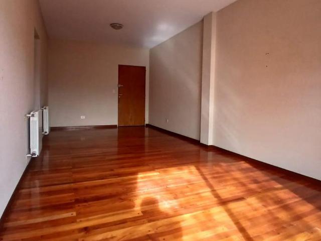 Semipiso de 3 amb. fte. c/balcon j. a. garcia al 2900