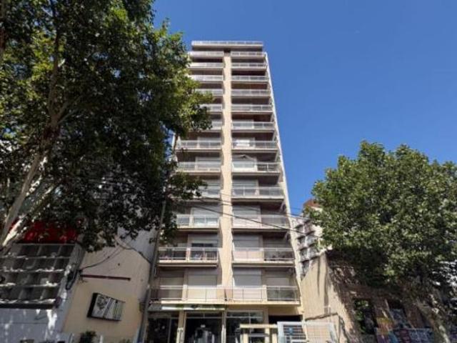 Semipiso en alquiler en Bernal Centro