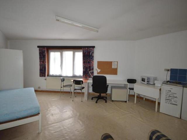 Sentier Piot, 5 studio 2 7000 MONS