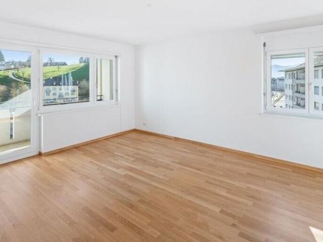 Sentihof Your new home with a view of the Reuss