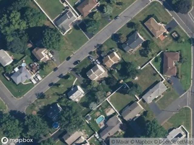 Seneca Ave