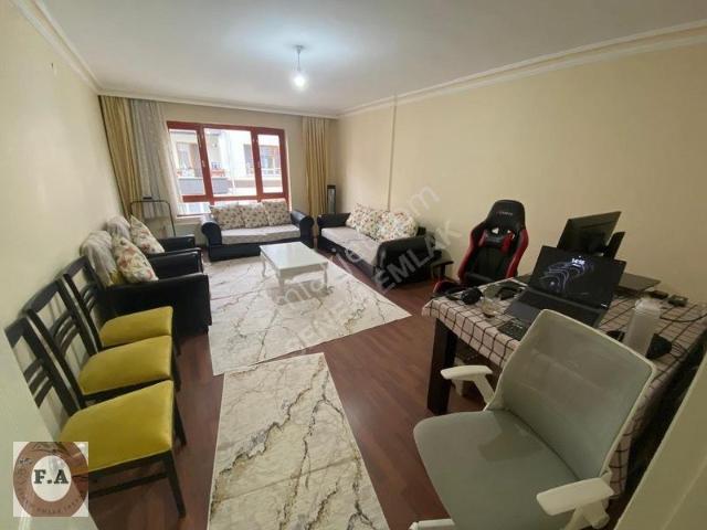 Senemden Haftanın Fırsat Dairesi Katta Asansörlü 3+1 Daire