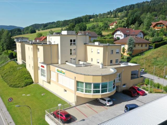 SENIORENWOHNUNG: geräumige 3 Zimmer Wohnung in Aspangberg St. Peter Top 24
