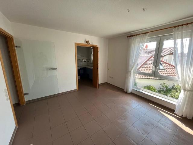 Seniorenwohnung mit Balkon, Aufzug & TG Platz in Bad Wimpfen