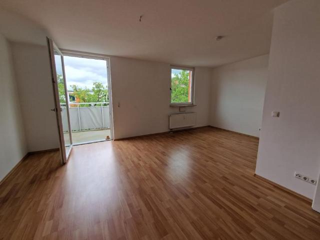 Ab 60 Jahren* Seniorenwohnung, Wohnen mit Service, 1 Zi Wohnung mit Balkon