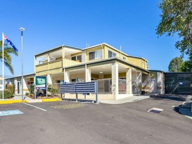 Seniors Village. Great Location