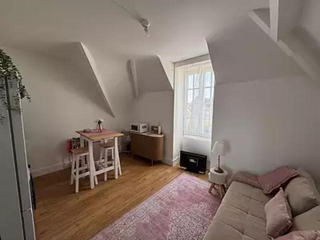 Senlis 60300 Location appartement 2 pièces t2 au dernier étage