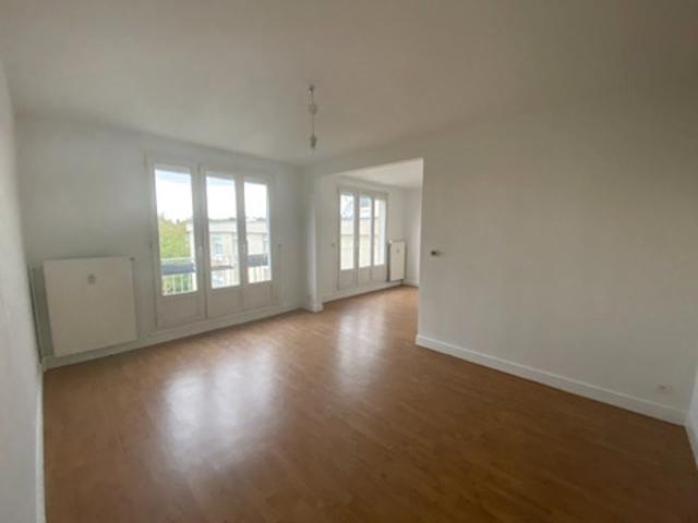 SENLIS — Val d'Aunette / Gatelière: Bel appartement rénové avec balcon