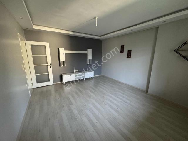 Senoradan Site İçerisinde 2 + 1 Dairemiz