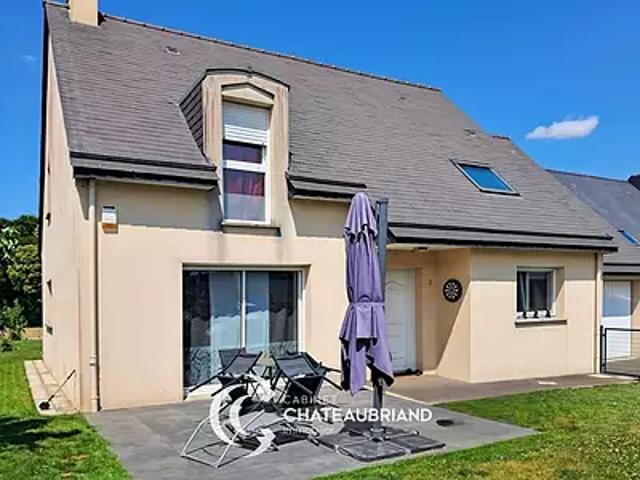 Sens de Bretagne 35490 Location maison 7 pièces t7 au dernier étage terrasse