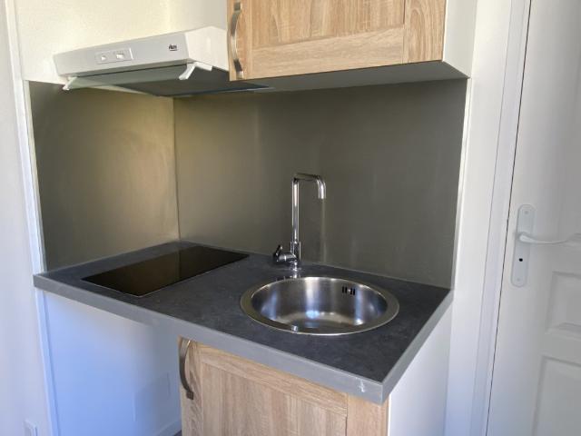 Sens Studio rénové 22,15m2 Sens 89100