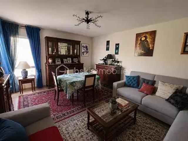 Sens 89100 Achat / Vente appartement 2 pièces t2 au dernier étage cave