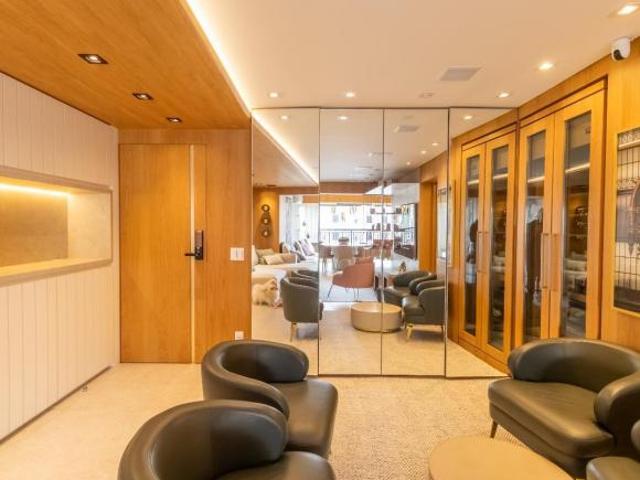 Aconchegante apartamento para venda em Jardim Vila Mariana com 3 quartos, sendo 3 suítes, 147m² fe
