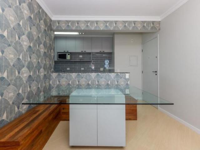 Atraente apartamento para venda em Vila Gumercindo com 3 quartos, sendo 1 suíte, 75m² danielealves