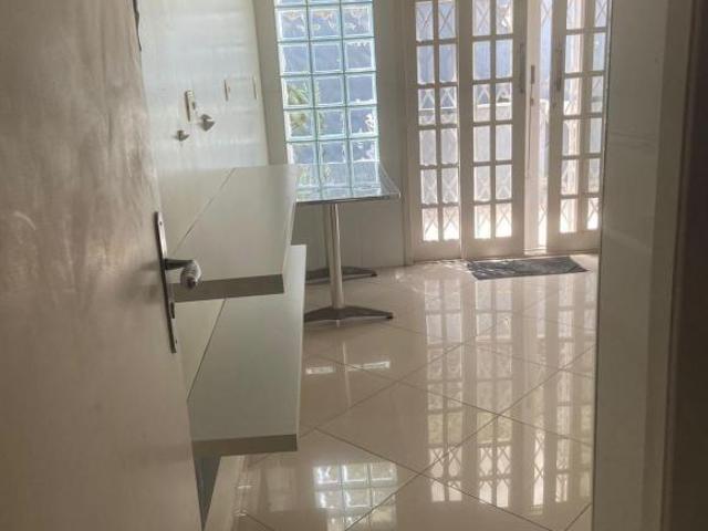 Excelente casa para venda em Planalto Paulista com 3 quartos, sendo 2 suítes, 214m²