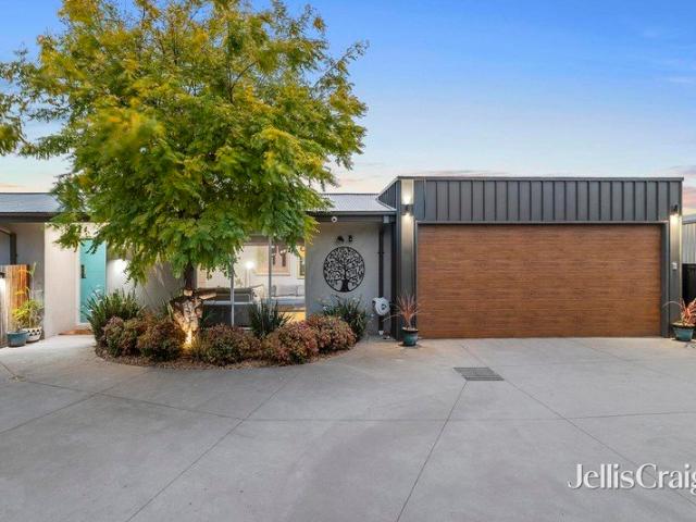 Sensational 5BR Family Home with Pool and Spa