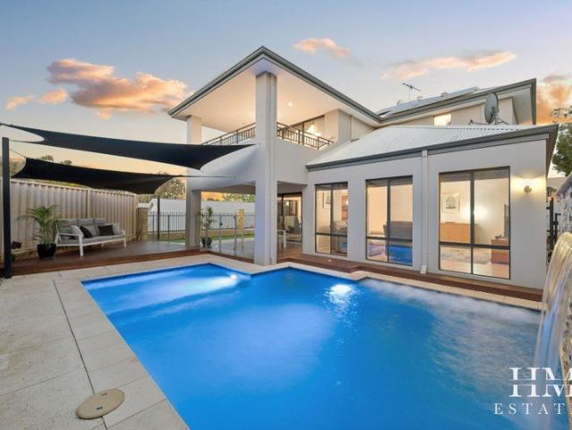 SENSATIONAL 2 STOREY LIVING WITH POOL & THEATRE CLOSE GUILDFORD GRAMMAR