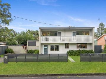 Stylishly Renovated Family Home on Level 573sqm Block Ideal First Home or Investment!