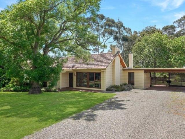 Space, Style & Serenity on ¾ Acre Approx