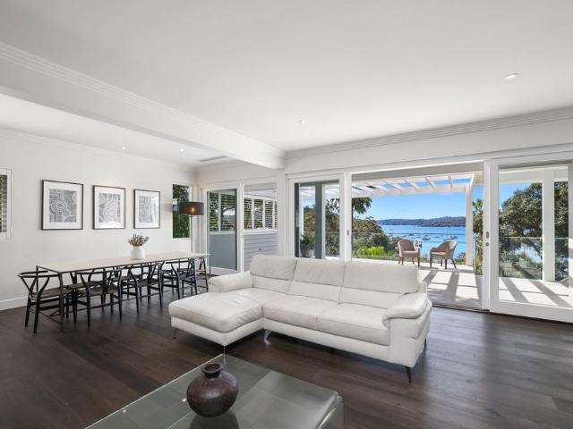 Sensational Family Home, Picturesque Pittwater Views