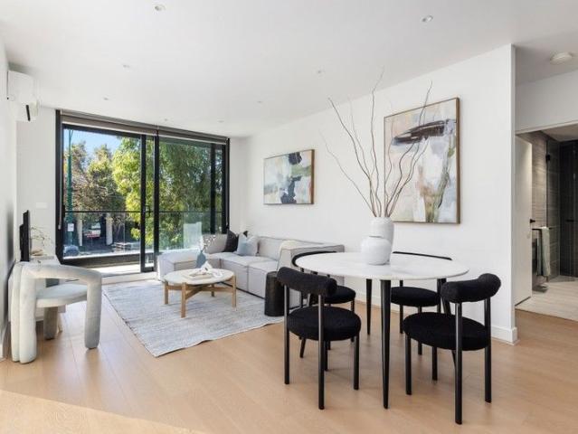 Sensational Ground Floor Residence in Mont Albert
