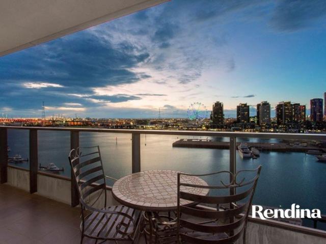 Sensational Harbour Views