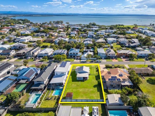 Sensational Land, Location and Lifestyle Potential on 1,012sqm