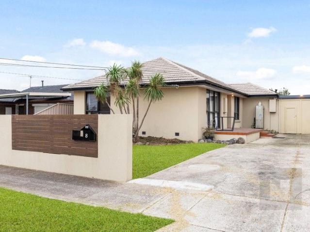 Sensational Scale home with an abundance of land in this great location